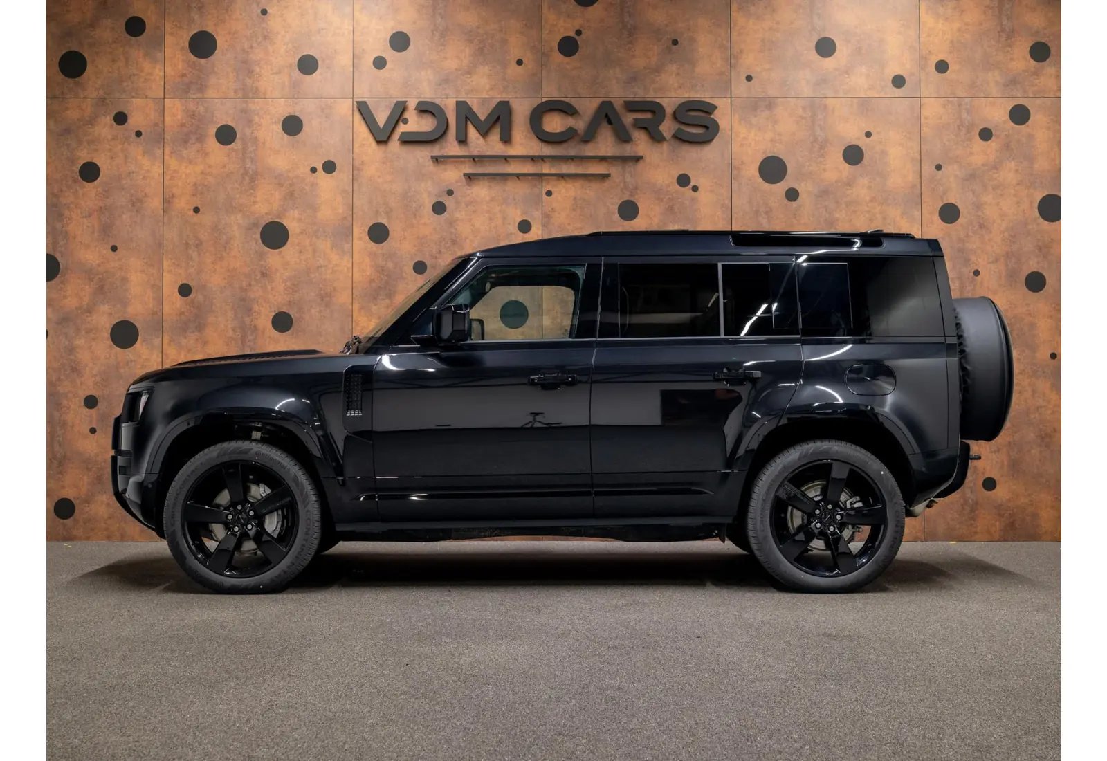 Land Rover Defender 110 2.0 P300e 110 X-Dynamic HSE - 140555