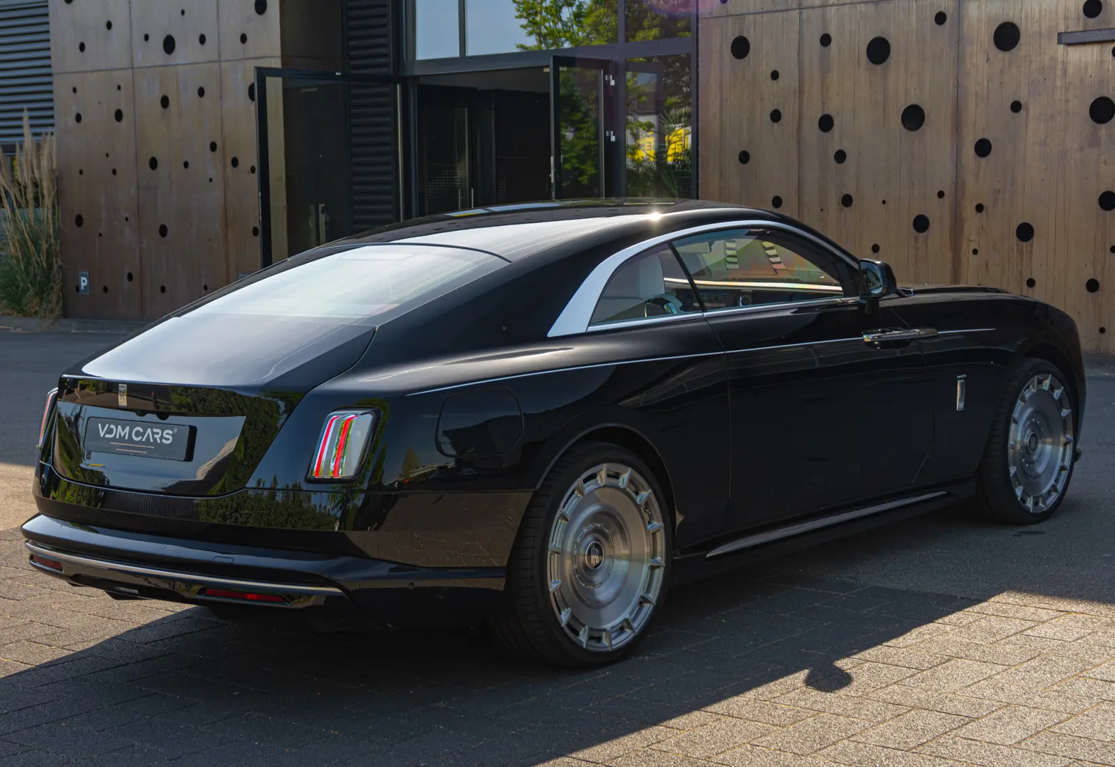 Rolls-Royce Spectre  - 85689