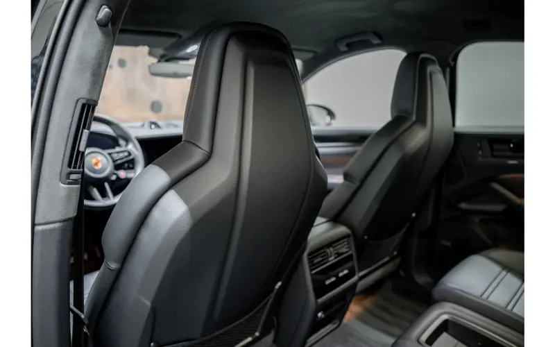 Porsche Cayenne Coupé 4.0 Turbo E-Hybrid GT - 137805