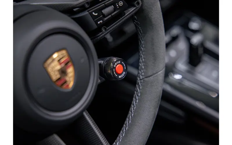 Porsche 911 Cabrio 3.6 T-Hybrid Carrera 4 GTS - 143172