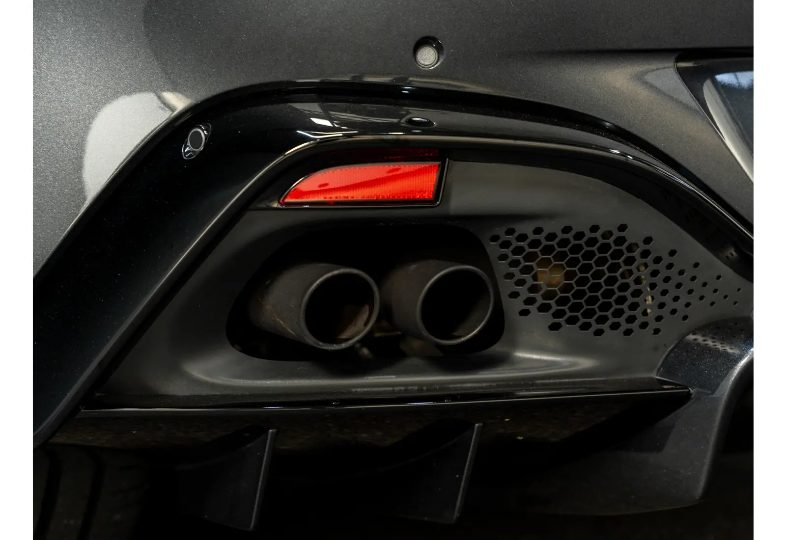 Aston Martin Vantage 4.0 V8 - 114477