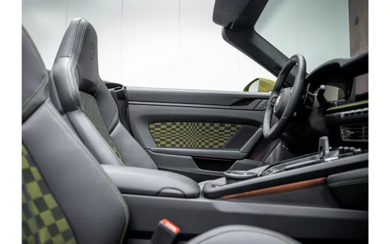 Porsche 911 Cabrio 3.6 T-Hybrid Carrera Spirit 70 - 147129