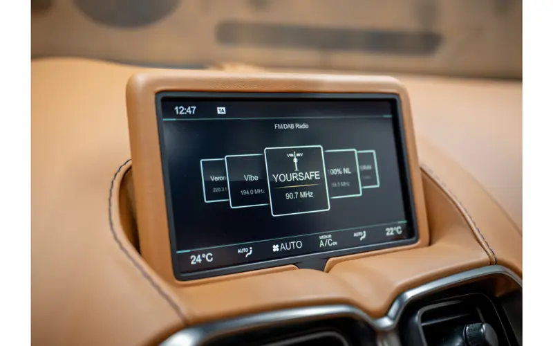 Aston Martin Vantage Roadster 4.0 V8 - 137863