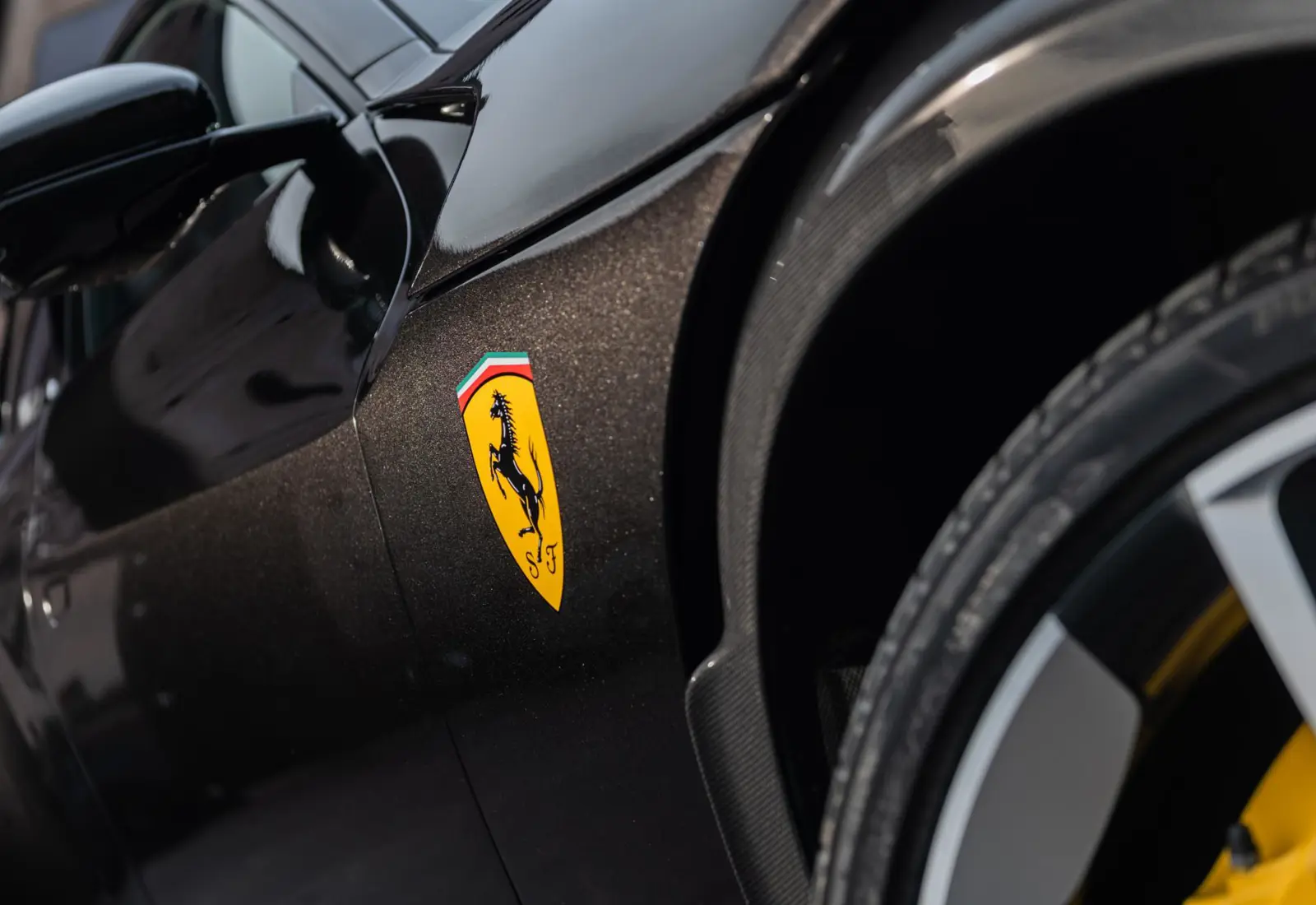 Ferrari Purosangue 6.5 V12 - 141598