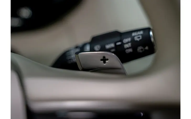 Land Rover Range Rover P550 E Autobiography - 137142