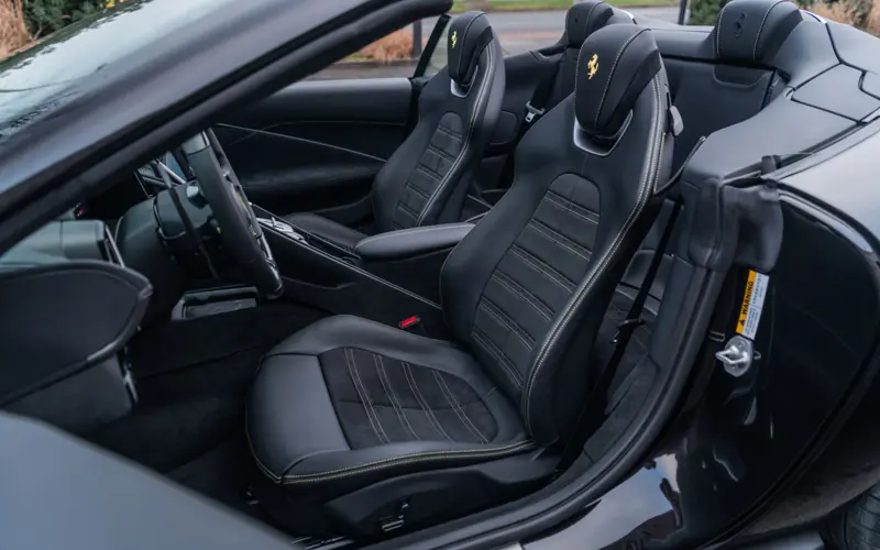 Ferrari Roma Spider 3.9 V8 - 128315