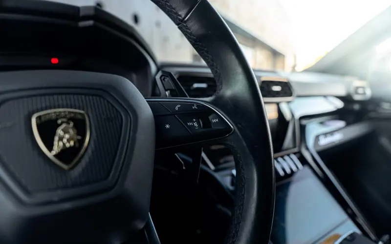 Lamborghini Urus 4.0 V8 Graphite Capsule - 177139