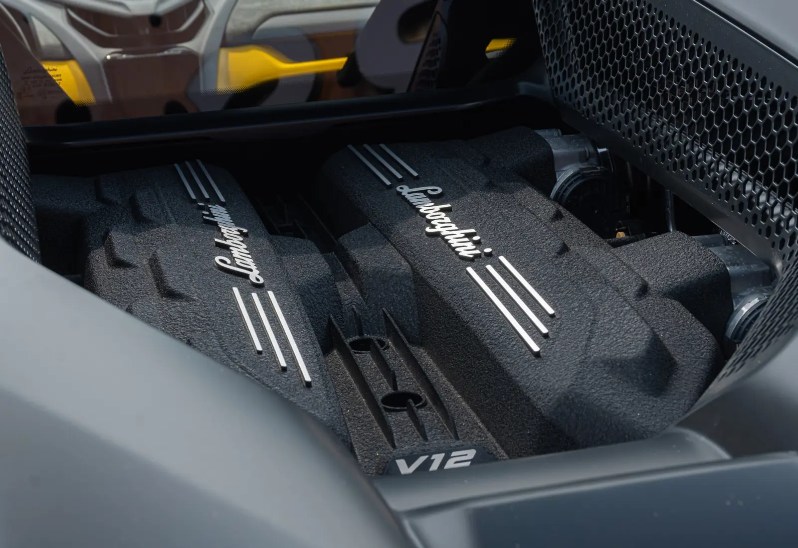 Lamborghini Revuelto 6.5 V12 HPEV - 113038