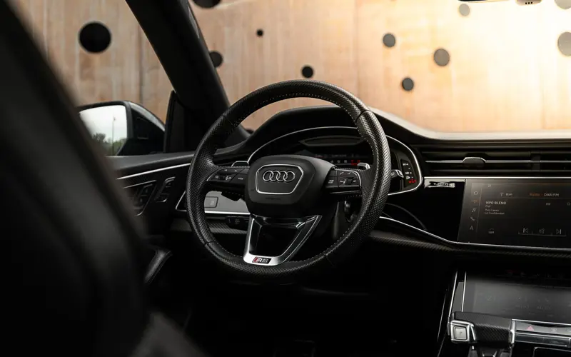 Audi Q8 4.0 TFSI RS Q8 quattro - 173853