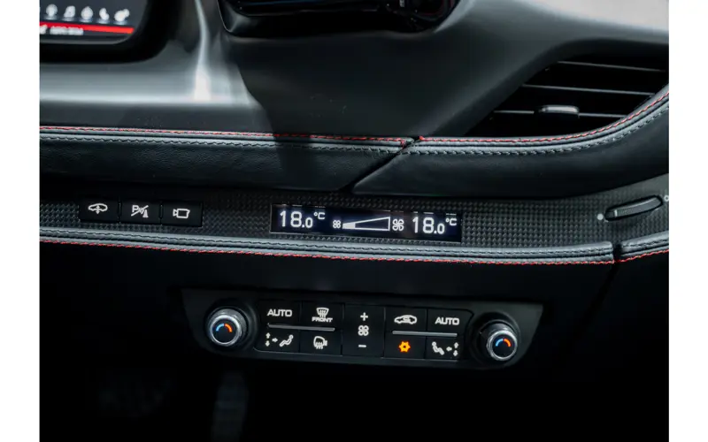 Ferrari F8 Tributo 3.9 V8 HELE - 137662