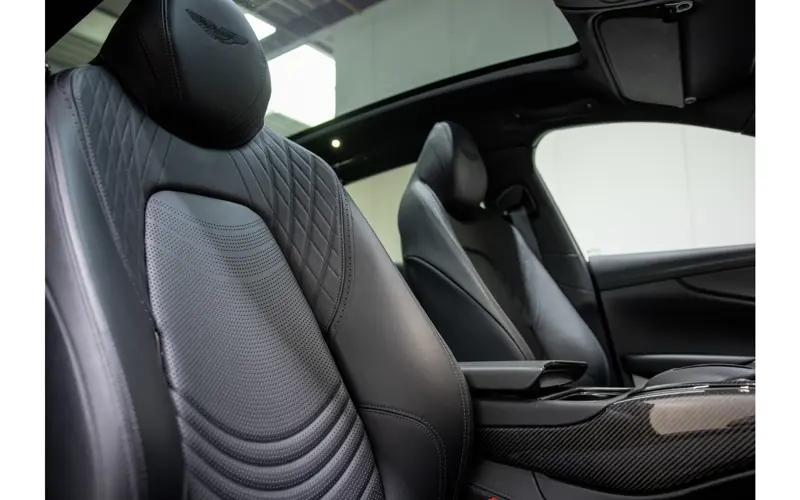 Aston Martin Dbx 4.0 V8 707 - 111057