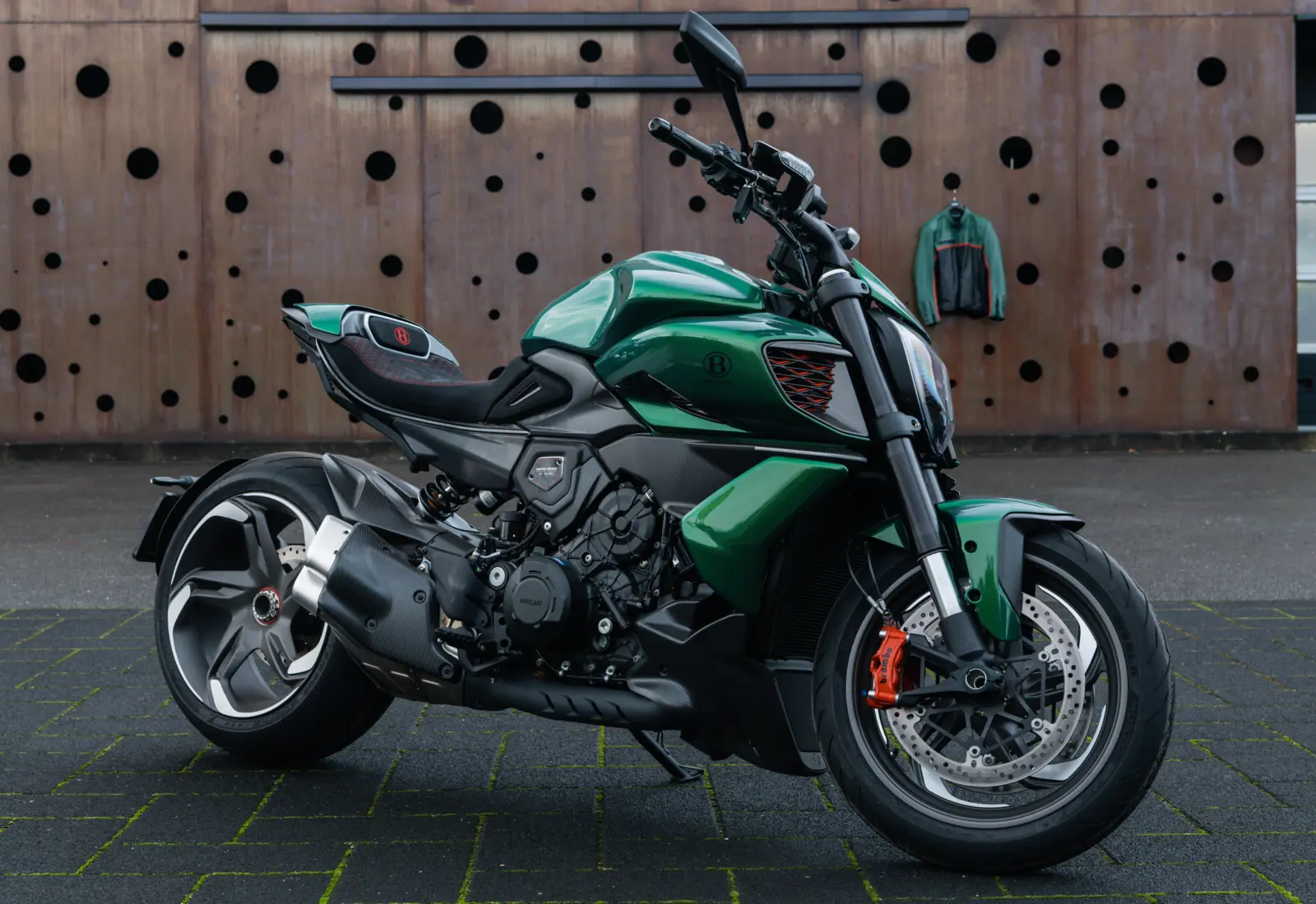 Ducati  Diavel V4 for Bentley - 126612