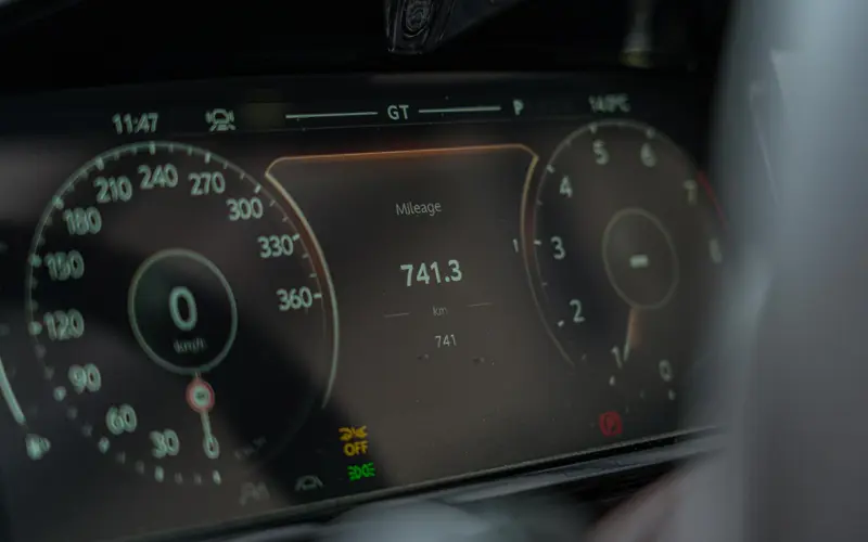 Aston Martin Vanquish Volante - 145848