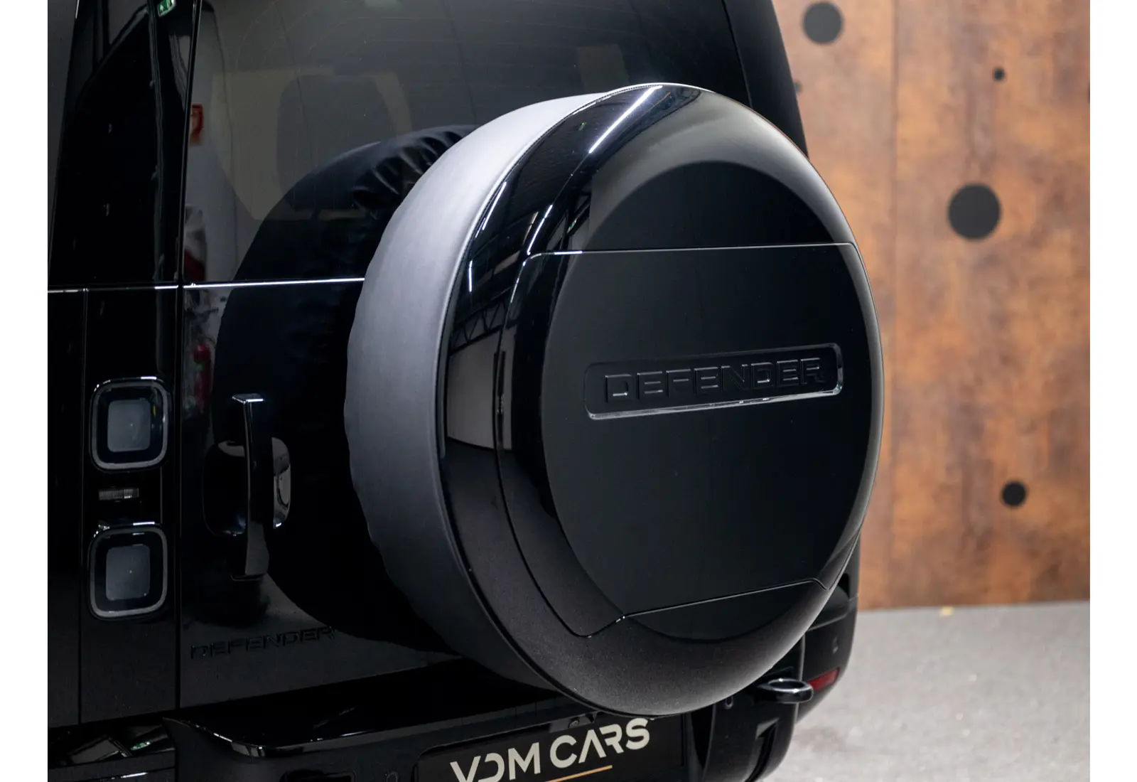 Land Rover Defender 110 2.0 P300e 110 X-Dynamic HSE - 135230