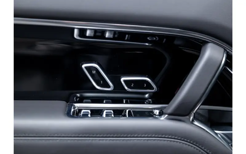 Land Rover Range Rover 3.0 P550e Autobiography PHEV - 134398