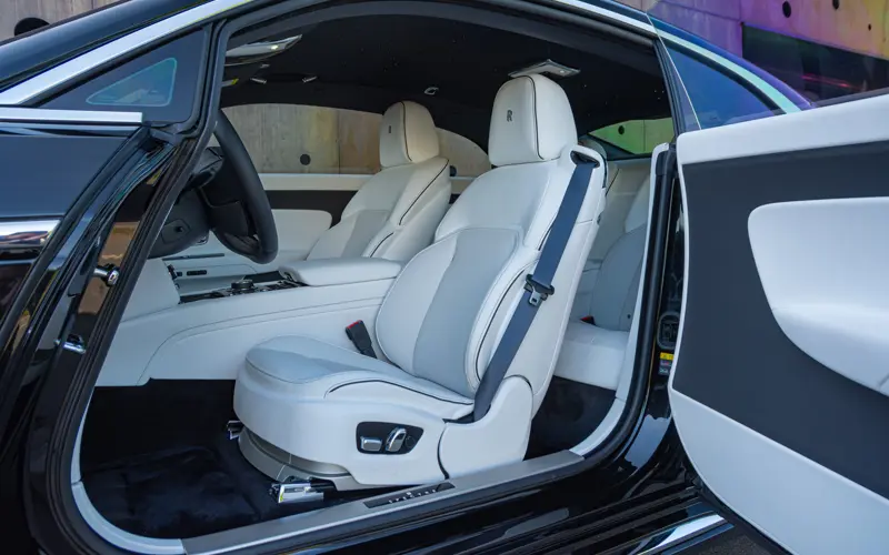 Rolls-Royce Spectre  - 85700