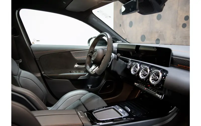 Mercedes-Benz A-Klasse AMG 45 S 4MATIC+ - 119872