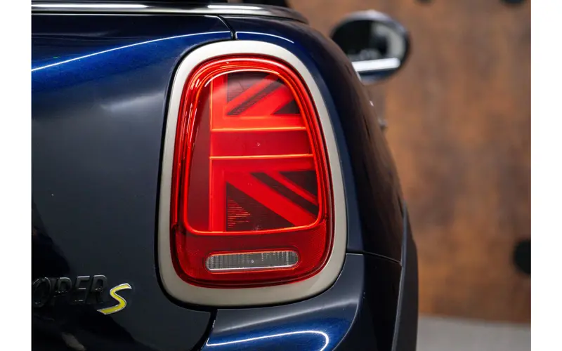 MINI Mini Mini Electric MINI Yours 33 kWh - 141486