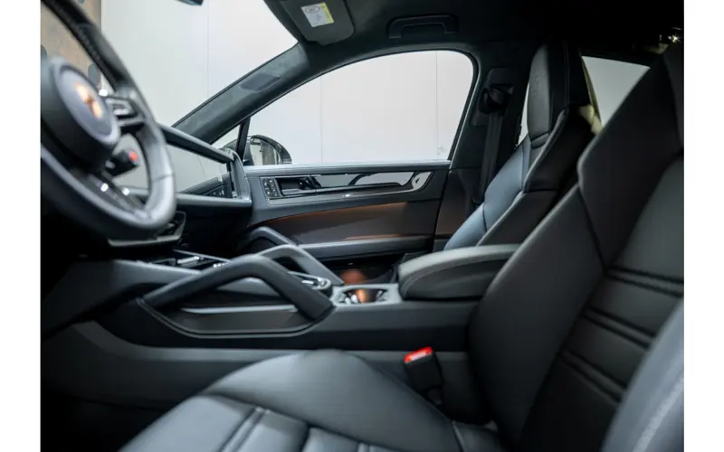 Porsche Cayenne Coupé 4.0 Turbo E-Hybrid GT - 139221