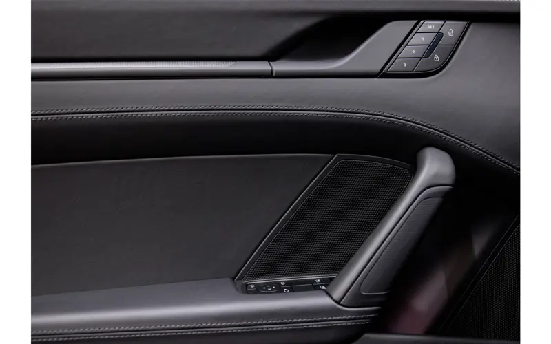 Porsche 911 3.6 Carrera 4 GTS - 112385