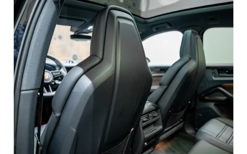 Porsche Cayenne Coupé 3.0 E-Hybrid Black Edition - 138191