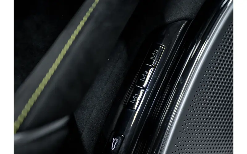 Ferrari Roma Spider 3.9 V8 - 130809