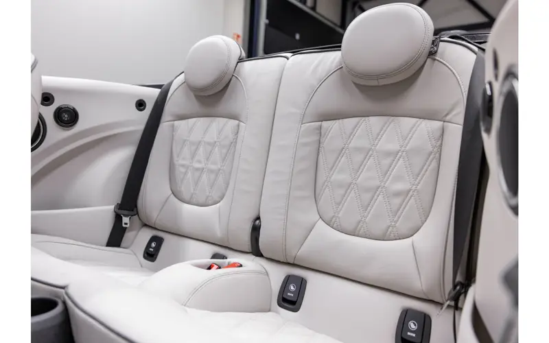 MINI Cabrio 2.0 John Cooper Works Chili - 123275