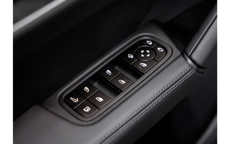 Porsche Cayenne 3.0 E-Hybrid - 137096