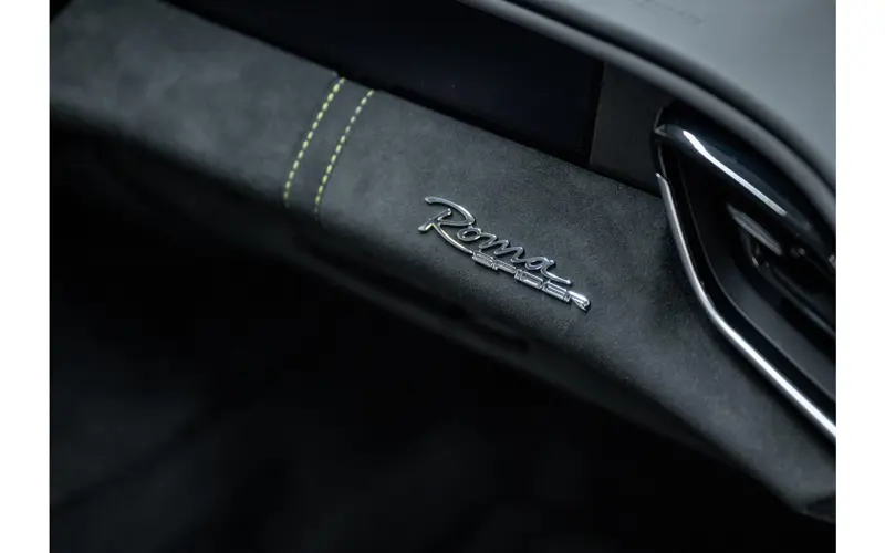 Ferrari Roma Spider 3.9 V8 - 141514