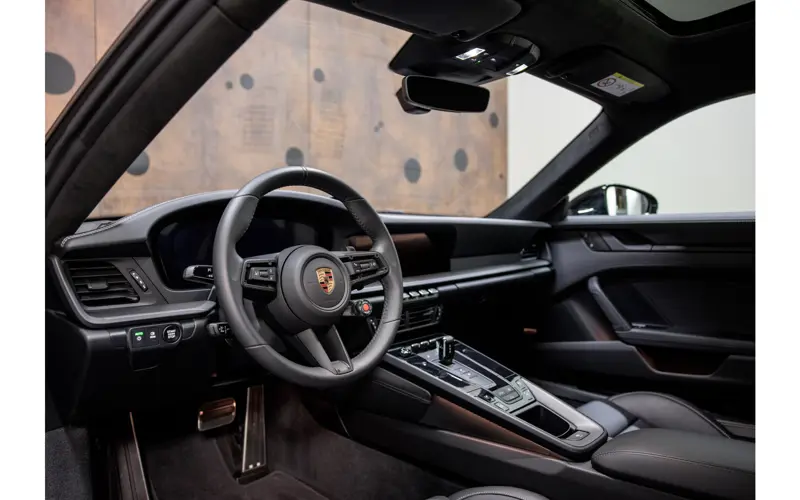 Porsche 911 3.6 Carrera 4 GTS - 112368
