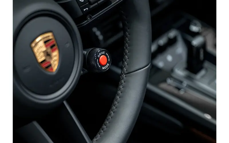 Porsche 911 Cabrio 3.6 T-Hybrid Carrera GTS - 125751