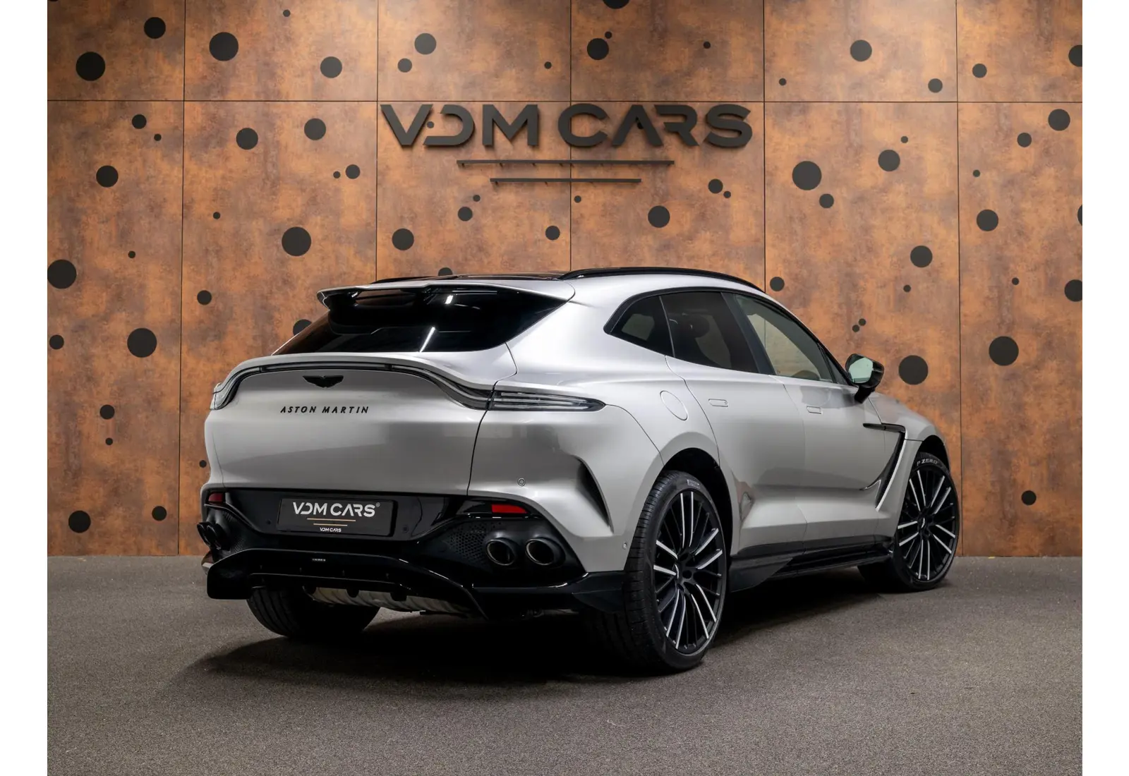 Aston Martin Dbx 4.0 V8 707 - 147278