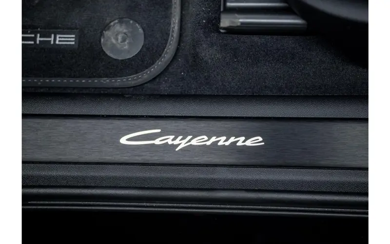 Porsche Cayenne 3.0 E-Hybrid Black Edition - 143090