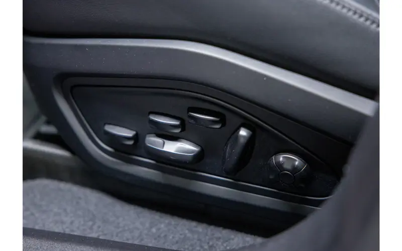 Porsche Taycan Turbo S 93 kWh - 121717