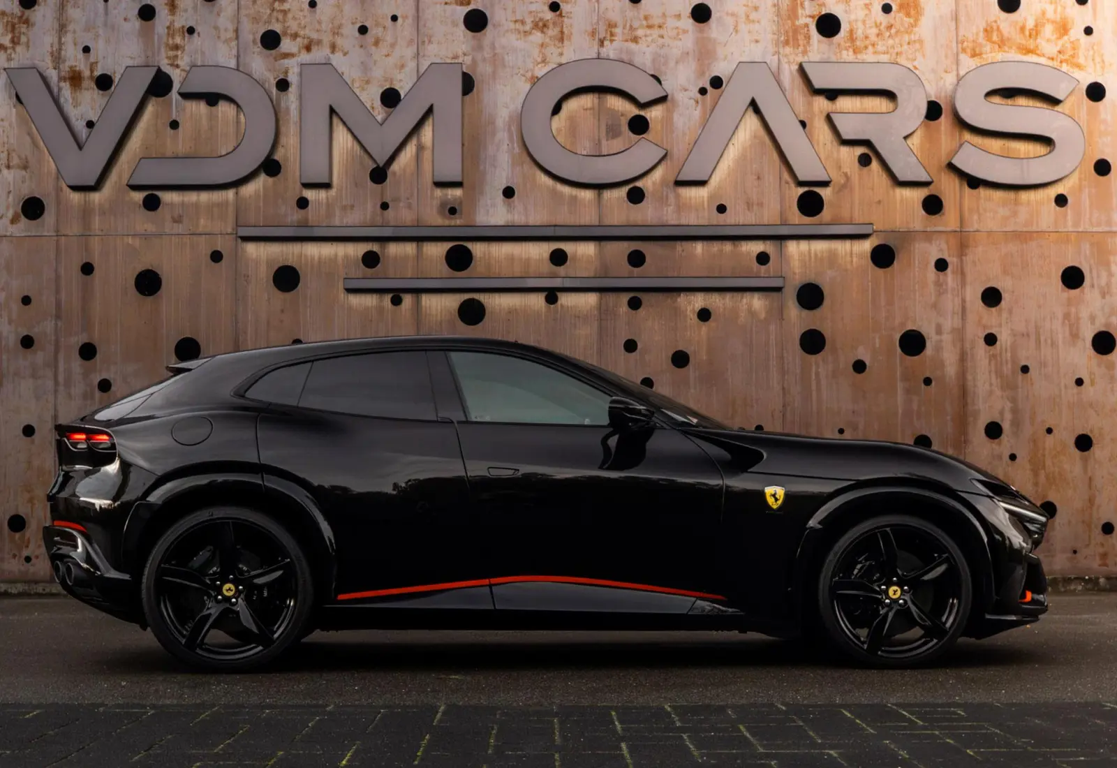 Ferrari Purosangue 6.5 V12 - 177018