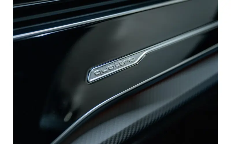 Audi Q8 60 TFSIe Competition ABT - 142625