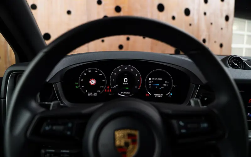 Porsche Cayenne 3.0 E-Hybrid - 172016