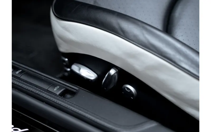 Porsche 911 Speedster (997) 3.8 Speedster PDK - 122839