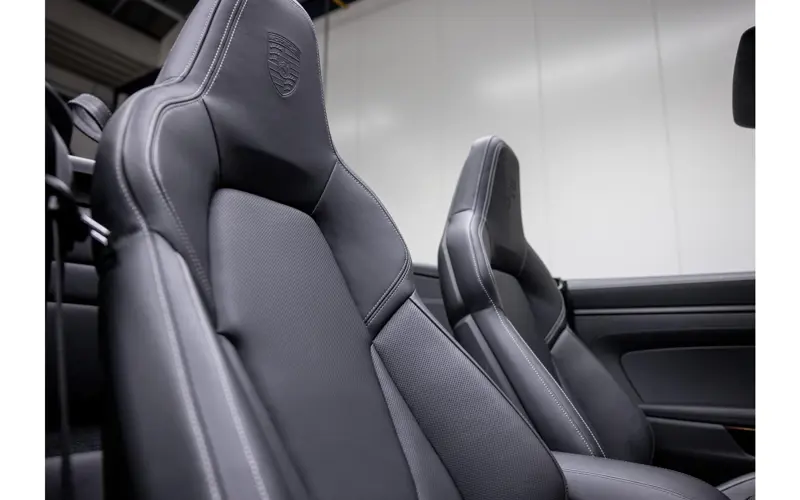 Porsche 911 Cabrio 3.6 T-Hybrid Carrera 4 GTS - 141830