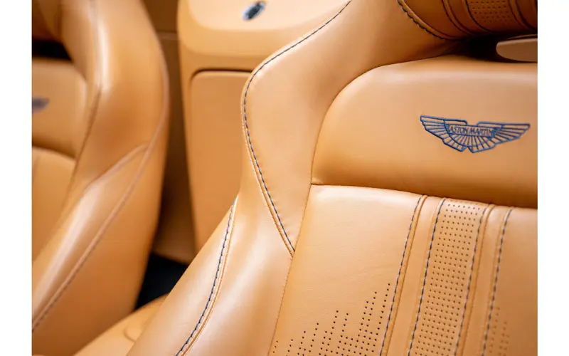 Aston Martin Vantage Roadster 4.0 V8 - 137871