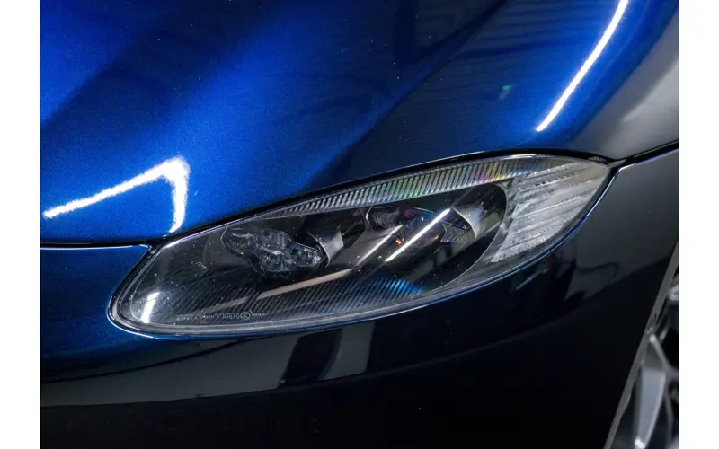 Aston Martin Vantage Roadster 4.0 V8 - 137876