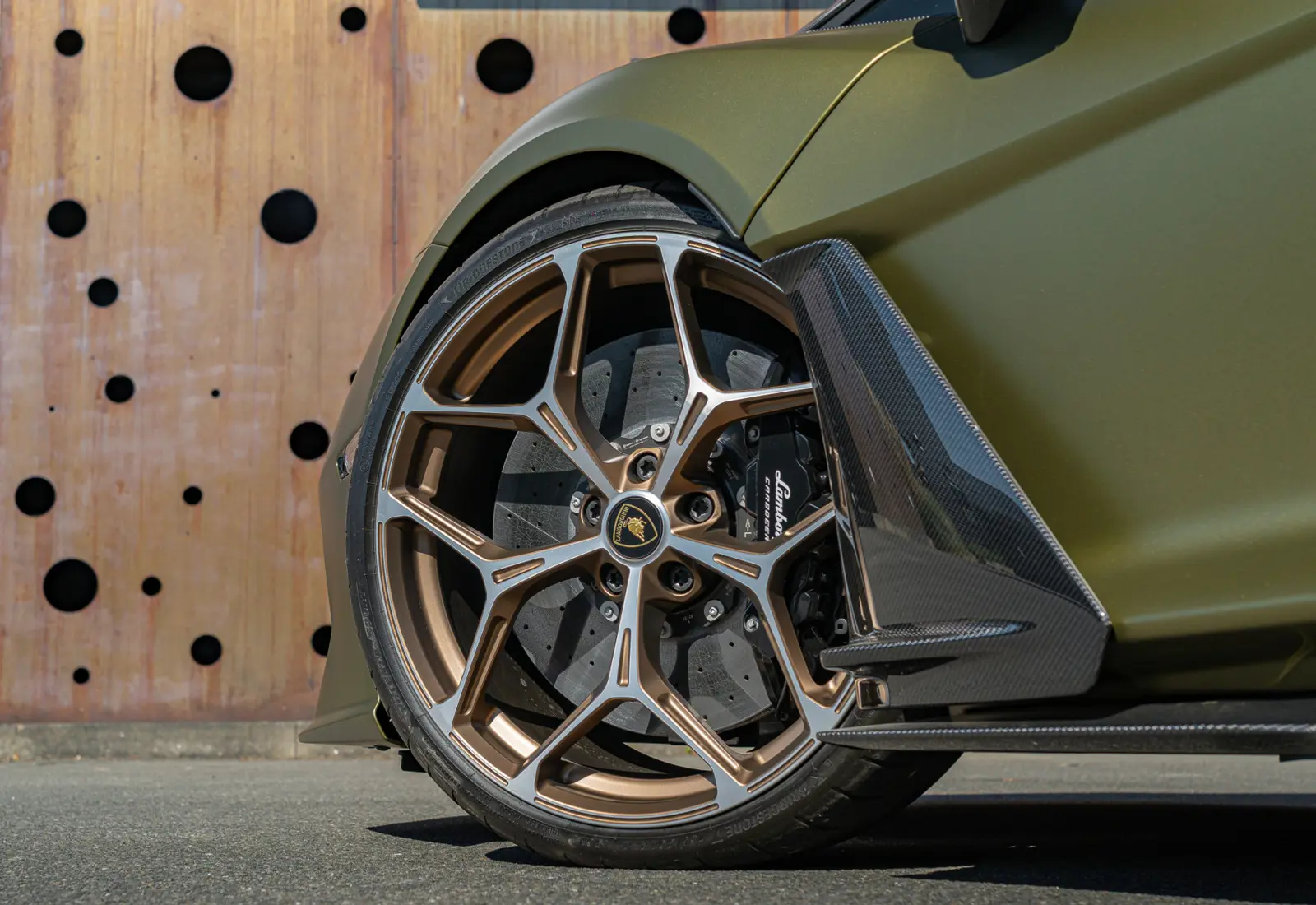 Lamborghini Revuelto Revuelto - 140261