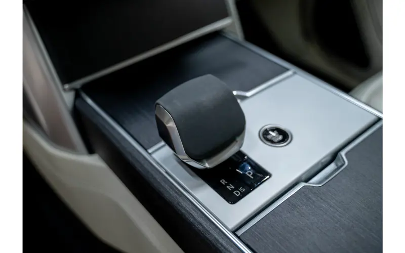 Land Rover Range Rover P550 E Autobiography - 137124