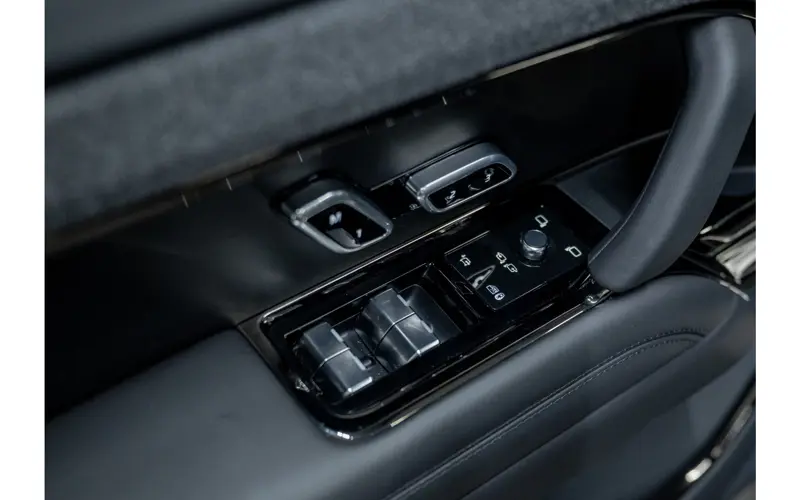 Land Rover Range Rover Sport 3.0 P550e Autobiography PHEV - 129751