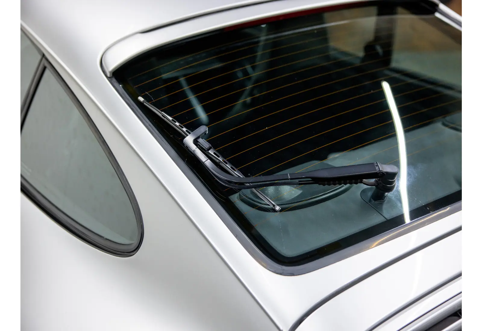 Porsche 911 (993) 3.6 Carrera 4S Coupé - 123350