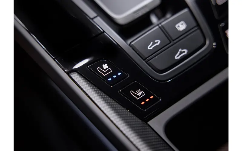 Porsche 911 3.6 T-Hybrid Carrera 4 GTS - 111013