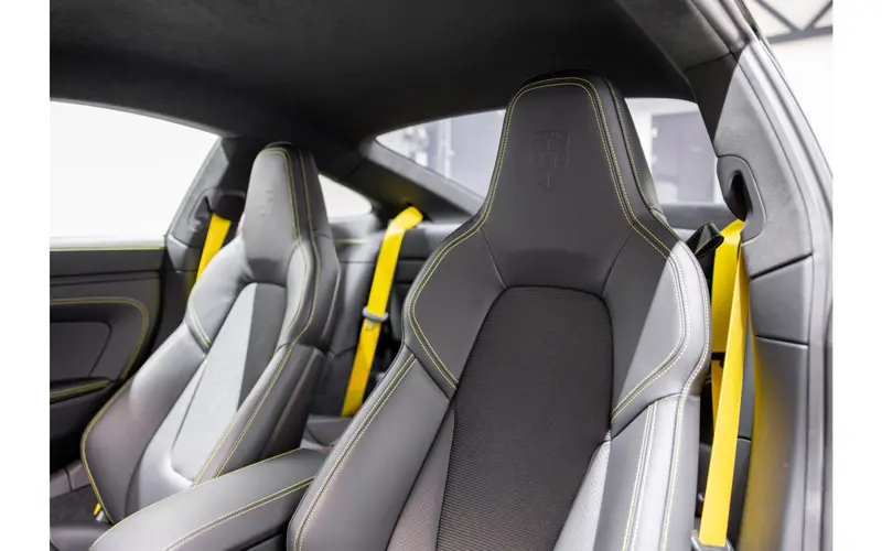 Porsche 911 4.0 GT3 Touring - 112479