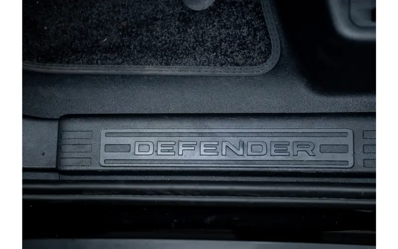 Land Rover Defender 110 2.0 P300e 110 X-Dynamic HSE - 135257