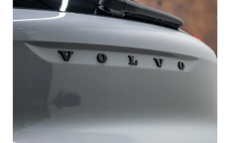 Volvo EX40 Single Motor Ext. Range Plus Bl. Ed. Europa 82 kWh - 175074