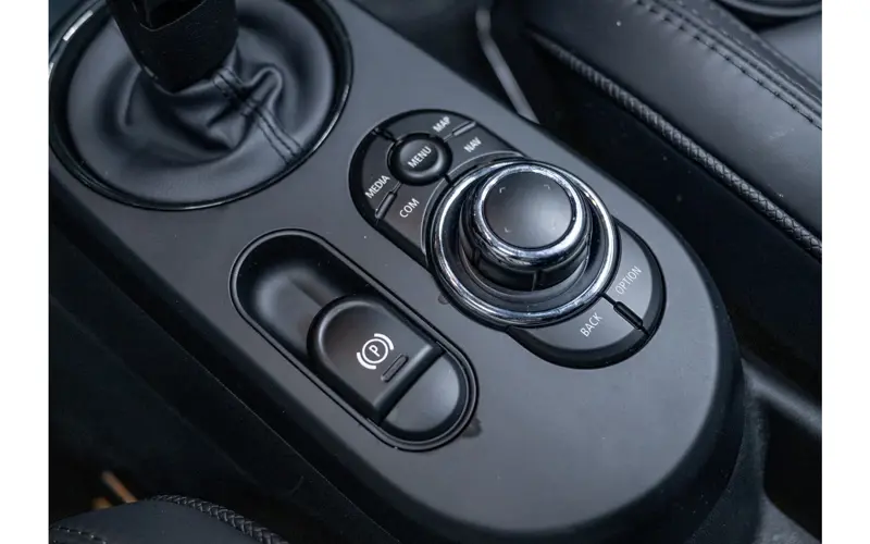 MINI MINI Electric Cabrio MINI Yours 33 kWh - 126045